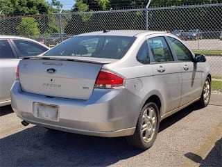 2009 Ford Focus SES 1FAHP36N39W205203 2009 Ford Focus SES