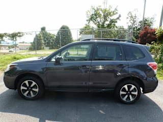2018 Subaru Forester 2.5i Premium JF2SJAGC3JH490952 2018 Subaru Forester 2.5i Premium