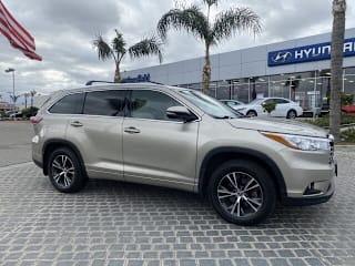 2016 Toyota Highlander XLE 5TDJKRFH2GS334957 2016 Toyota Highlander XLE