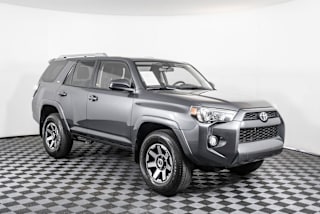 2016 Toyota 4Runner SR5 JTEBU5JR9G5280789 2016 Toyota 4Runner SR5