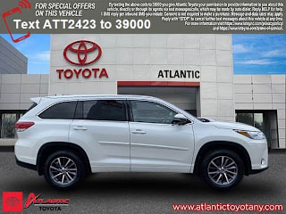 2018 Toyota Highlander XLE 5TDJZRFH3JS842423 2018 Toyota Highlander XLE