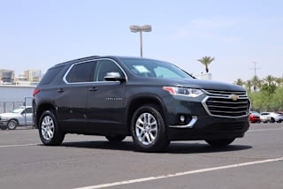 2019 Chevrolet Traverse LT Cloth 1GNERGKW8KJ230265 2019 Chevrolet Traverse LT Cloth