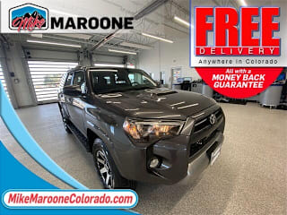2020 Toyota 4Runner SR5 JTEBU5JR5L5744302 2020 Toyota 4Runner SR5