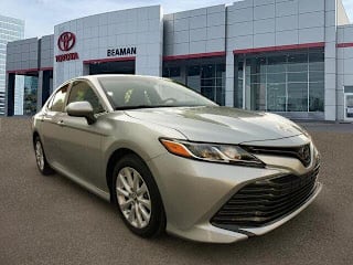 2018 Toyota Camry LE 4T1B11HK1JU111275 2018 Toyota Camry LE