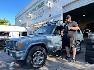 1999 Jeep Cherokee 1J4FF68S1XL668135 1999 Jeep Cherokee