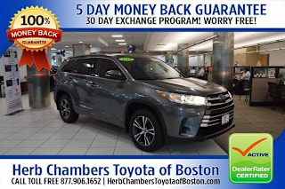 2018 Toyota Highlander LE 5TDBZRFH4JS846064 2018 Toyota Highlander LE