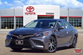 2021 Toyota Camry 4T1G11AK0MU551055 2021 Toyota Camry