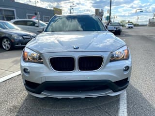 2015 BMW X1 xDrive28i WBAVL1C59FVY25795 2015 BMW X1 xDrive28i