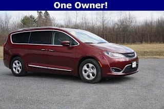 2017 Chrysler Pacifica Touring-L Plus 2C4RC1EG6HR811006 2017 Chrysler Pacifica Touring-L Plus