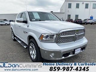 2017 Ram Pickup 1500 1C6RR7NT8HS656172 2017 Ram Pickup 1500