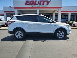2018 Ford Escape SE 1FMCU0GD8JUA92751 2018 Ford Escape SE