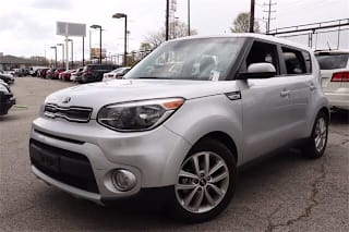 2019 Kia Soul + KNDJP3A58K7003010 2019 Kia Soul +