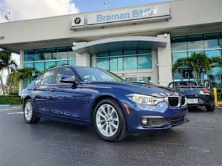 2018 BMW 3 Series 320i WBA8A9C55JK623287 2018 BMW 3 Series 320i