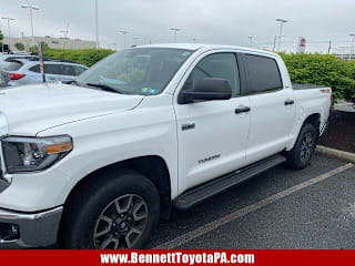 2018 Toyota Tundra SR5 5TFDY5F17JX764606 2018 Toyota Tundra SR5