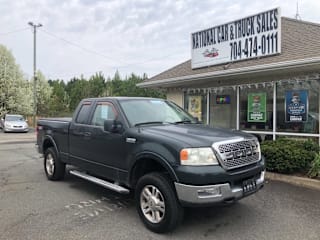 2005 Ford F-150 XL 1FTPX14575NB77984 2005 Ford F-150 XL