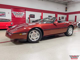 1988 Chevrolet Corvette Base 1G1YY318XJ5106048 1988 Chevrolet Corvette Base