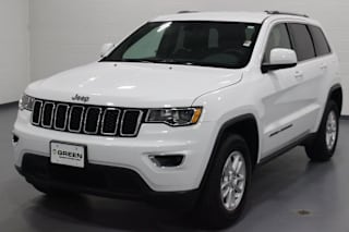 2018 Jeep Grand Cherokee Laredo 1C4RJFAG1JC240743 2018 Jeep Grand Cherokee Laredo