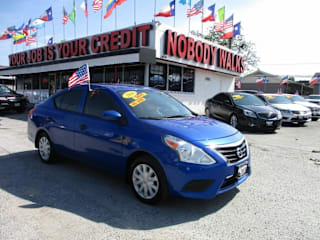 2016 Nissan Versa 1.6 S 3N1CN7AP3GL829728 2016 Nissan Versa 1.6 S