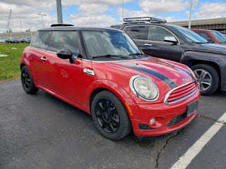2010 MINI Cooper Base WMWMF3C56ATZ27896 2010 MINI Cooper Base