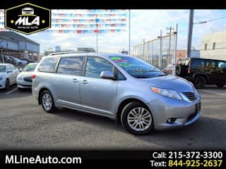2017 Toyota Sienna XLE 8-Passenger 5TDYZ3DC3HS813078 2017 Toyota Sienna XLE 8-Passenger
