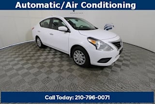 2015 Nissan Versa 1.6 S 3N1CN7AP2FL908371 2015 Nissan Versa 1.6 S