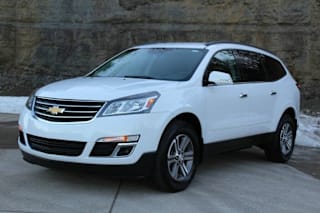 2017 Chevrolet Traverse LT 1GNKRHKD5HJ270447 2017 Chevrolet Traverse LT