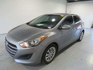 2016 Hyundai Elantra GT KMHD35LH0GU270500 2016 Hyundai Elantra GT