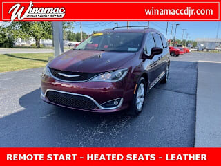 2017 Chrysler Pacifica Touring-L 2C4RC1BG4HR668173 2017 Chrysler Pacifica Touring-L