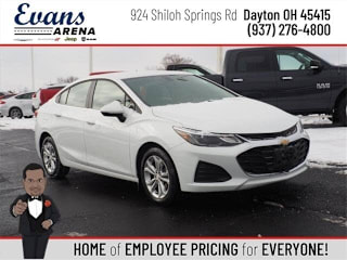 2019 Chevrolet Cruze 1G1BE5SM0K7146988 2019 Chevrolet Cruze