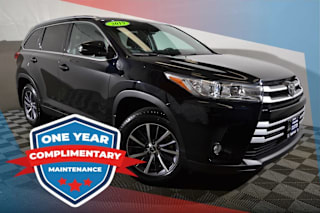 2019 Toyota Highlander XLE 5TDJZRFH5KS596539 2019 Toyota Highlander XLE