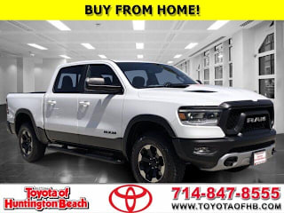 2020 Ram Pickup 1500 1C6RRELT0LN267038 2020 Ram Pickup 1500