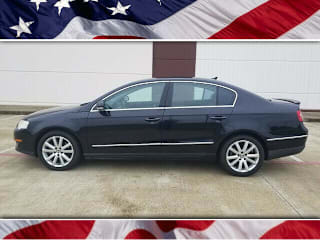 2010 Volkswagen Passat Komfort WVWJK7AN1AE136255 2010 Volkswagen Passat Komfort