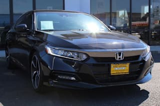 2018 Honda Accord Sport 1HGCV1F3XJA148725 2018 Honda Accord Sport