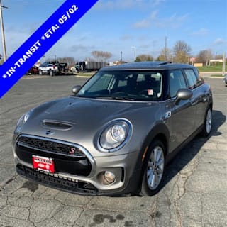 2017 MINI Clubman Cooper S ALL4 WMWLU5C56H2E83127 2017 MINI Clubman Cooper S ALL4