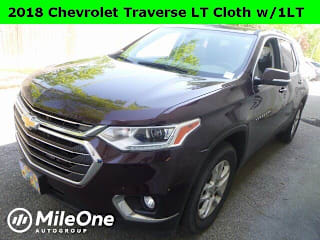 2018 Chevrolet Traverse LT Cloth 1GNERGKW3JJ128502 2018 Chevrolet Traverse LT Cloth