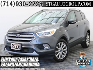 2017 Ford Escape 1FMCU0J90HUD95764 2017 Ford Escape