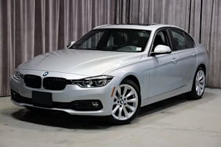 2018 BMW 3 Series 320i xDrive WBA8E5G54JNV02823 2018 BMW 3 Series 320i xDrive