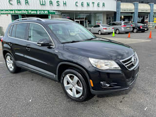 2010 Volkswagen Tiguan SE WVGAV7AX2AW531673 2010 Volkswagen Tiguan SE