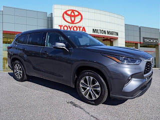 2021 Toyota Highlander 5TDGZRAH1MS515928 2021 Toyota Highlander