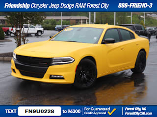 2017 Dodge Charger SXT 2C3CDXHG6HH551606 2017 Dodge Charger SXT