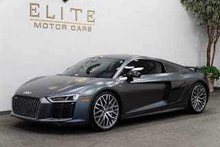 2017 Audi R8 5.2 quattro V10 Plus WUAKBAFXXH7901962 2017 Audi R8 5.2 quattro V10 Plus