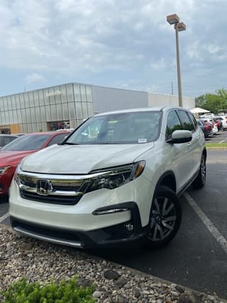 2019 Honda Pilot Touring-7P 5FNYF6H68KB049366 2019 Honda Pilot Touring-7P
