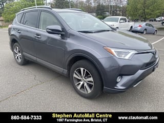 2018 Toyota RAV4 XLE 2T3RFREV8JW785900 2018 Toyota RAV4 XLE