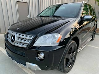 2010 Mercedes-Benz M-Class ML 550 4JGBB7CB3AA600723 2010 Mercedes-Benz M-Class ML 550