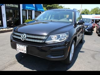 2018 Volkswagen Tiguan Limited 2.0T 4Motion WVGBV7AX4JK005072 2018 Volkswagen Tiguan Limited 2.0T 4Motion