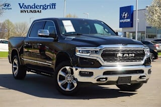 2019 Ram Pickup 1500 1C6RREHT5KN590816 2019 Ram Pickup 1500