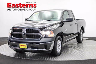 2018 Ram Pickup 1500 1C6RR6FG1JS336371 2018 Ram Pickup 1500