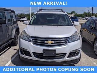 2016 Chevrolet Traverse LT 1GNKRHKD2GJ172376 2016 Chevrolet Traverse LT