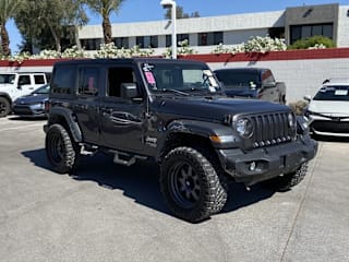 2018 Jeep Wrangler Unlimited 1C4HJXDG6JW181734 2018 Jeep Wrangler Unlimited