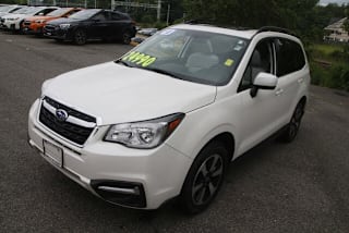 2018 Subaru Forester 2.5i Touring JF2SJAWC9JH613557 2018 Subaru Forester 2.5i Touring